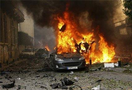 انفجار في منطقة الأشرفية-بيروت يودي بحياة العميد وسام الحسن وعدد من المواطنين  